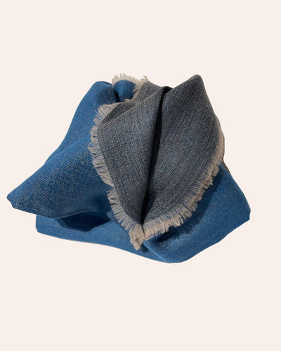 Scialle Avion Reversibile lana seta Kashmir blu avion vista frontale