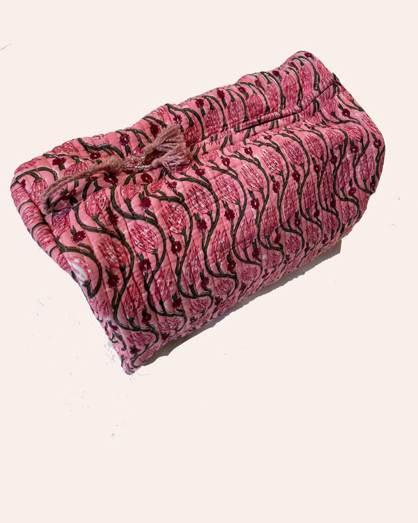 Astuccio trapuntato cotone rosa motivo tulipani vista frontale