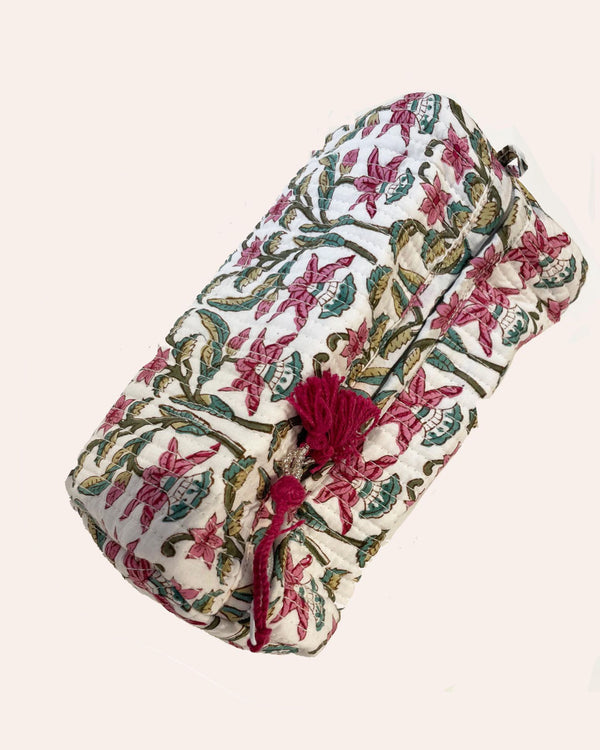 Astuccio trapuntato cotone viola motivo passiflora vista frontale