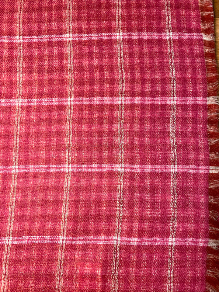 Scialle Plum Checks dettaglio trama quadri prugna lana seta