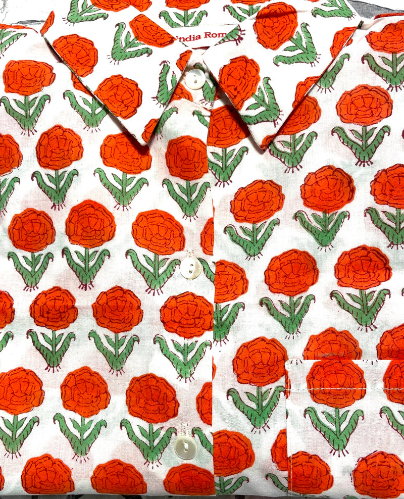 Dettaglio camicia con bottoni