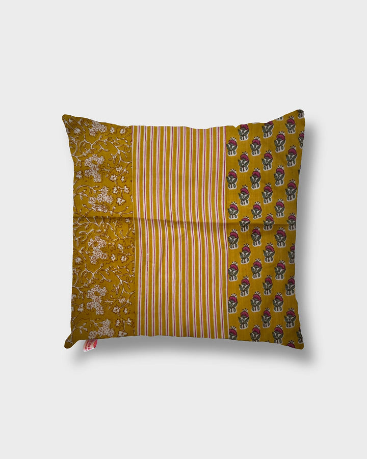 Cuscino Nuova Guinea dettaglio stampa block print su cotone