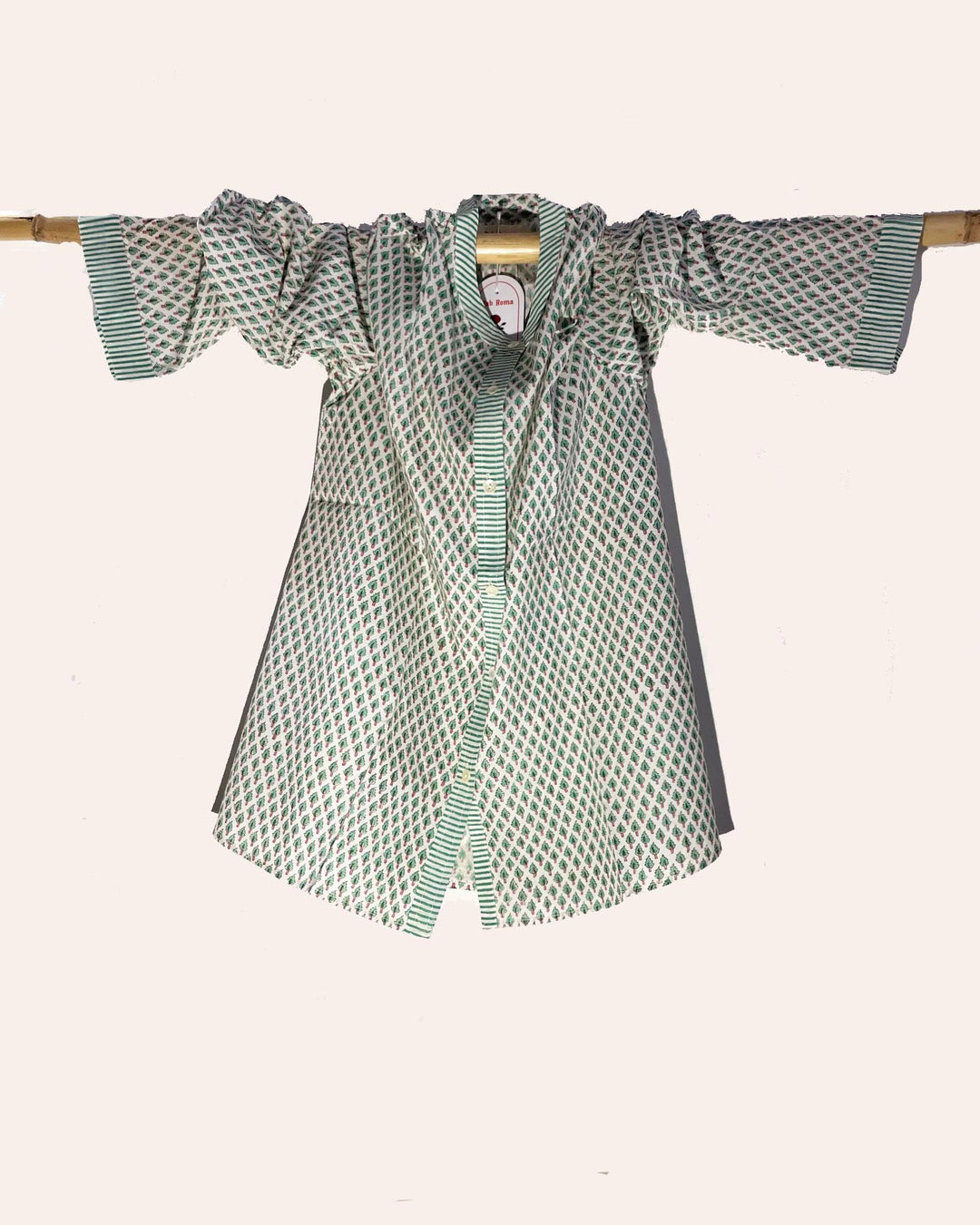 Camicia donna cotone stampato a mano motivo albero vista frontale