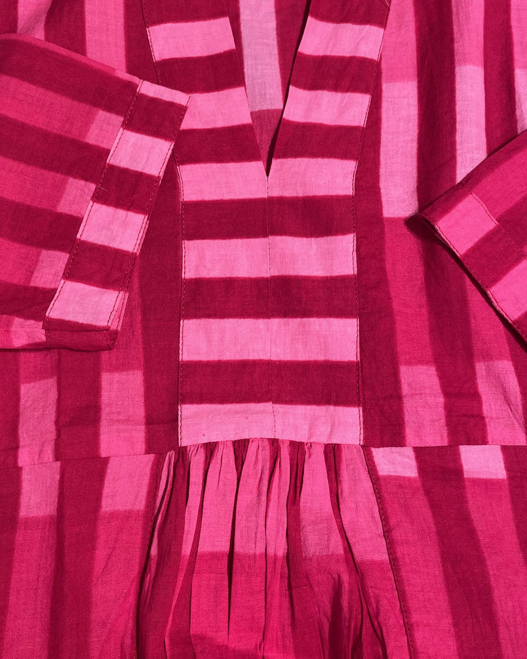 Fuxia Bahaus