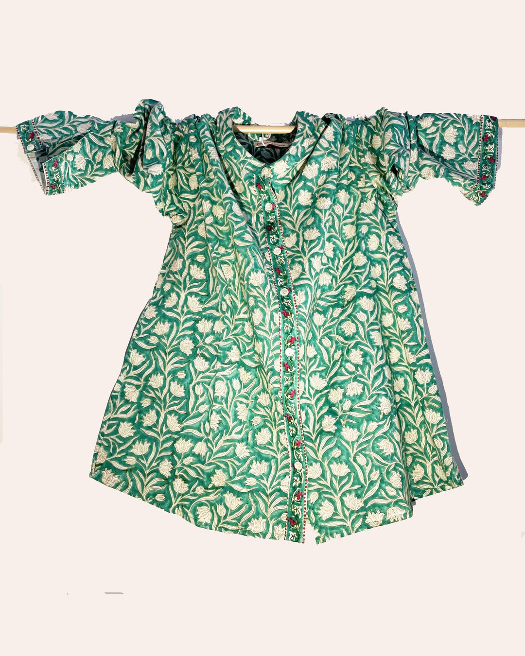 Camicia Bibi Agra dettaglio stampa floreale cotone fatto a mano