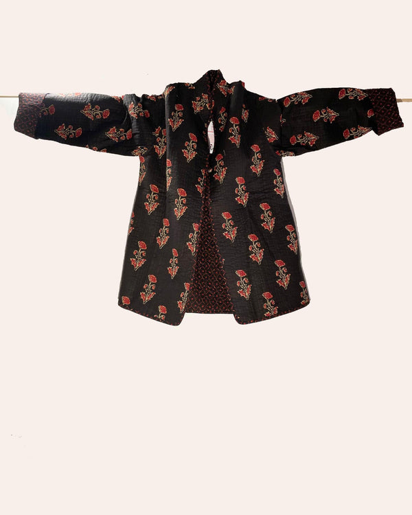 Giacca morbida trapuntata Sumi cotone stampato toni caldi vista frontale