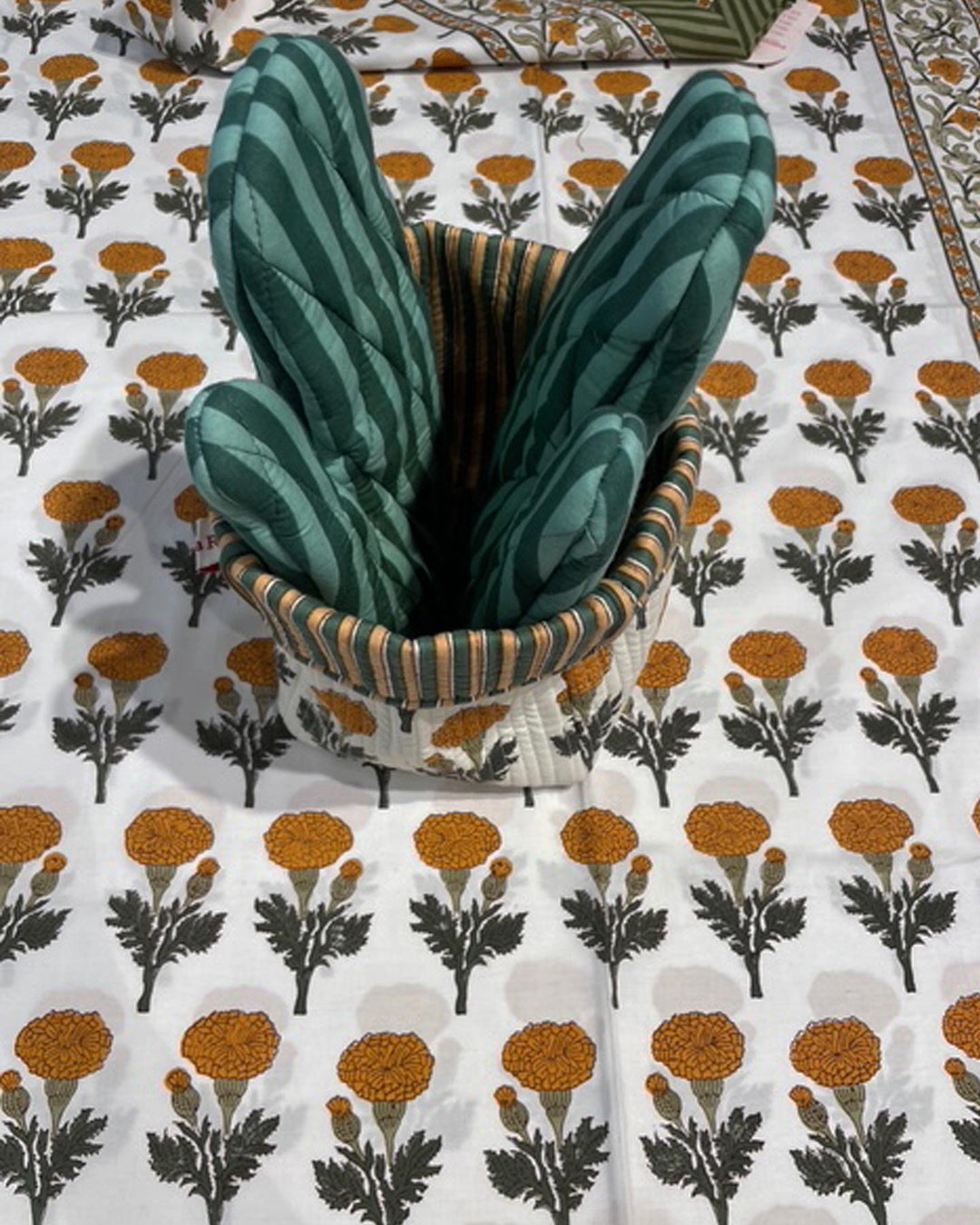 Moghul  Yellow Ochre Marigold